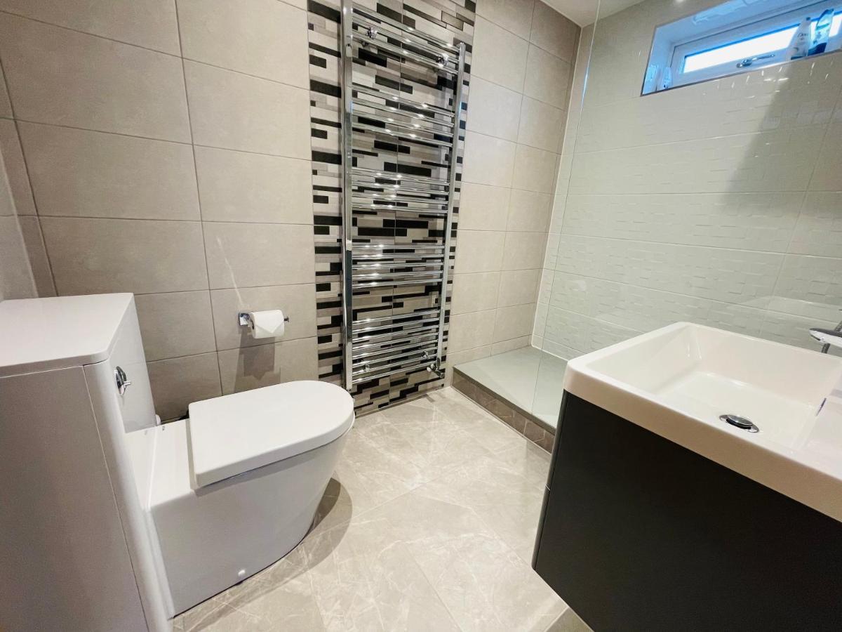 New Modern Studio Apartment, Parking, Netflix Kenilworth Ngoại thất bức ảnh
